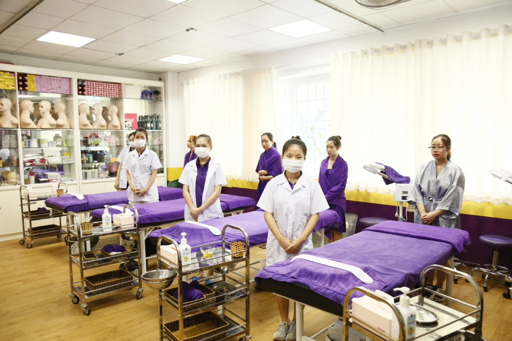 Học viên tham gia kỳ thi tốt nghiệp