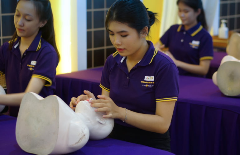 Chăm sóc Da & Spa kỹ năng