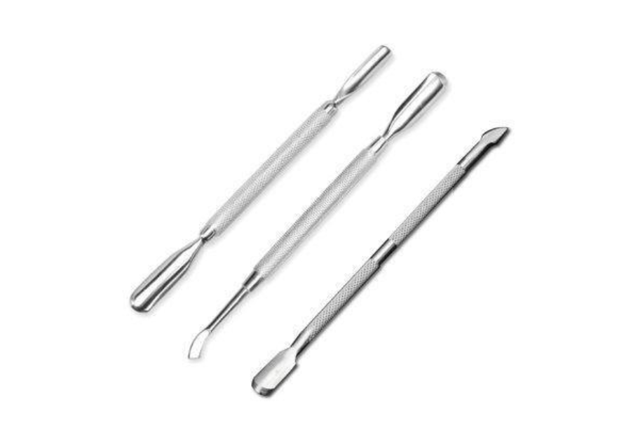 Bộ dụng cụ làm nail cho người mới bắt đầu có những gì?