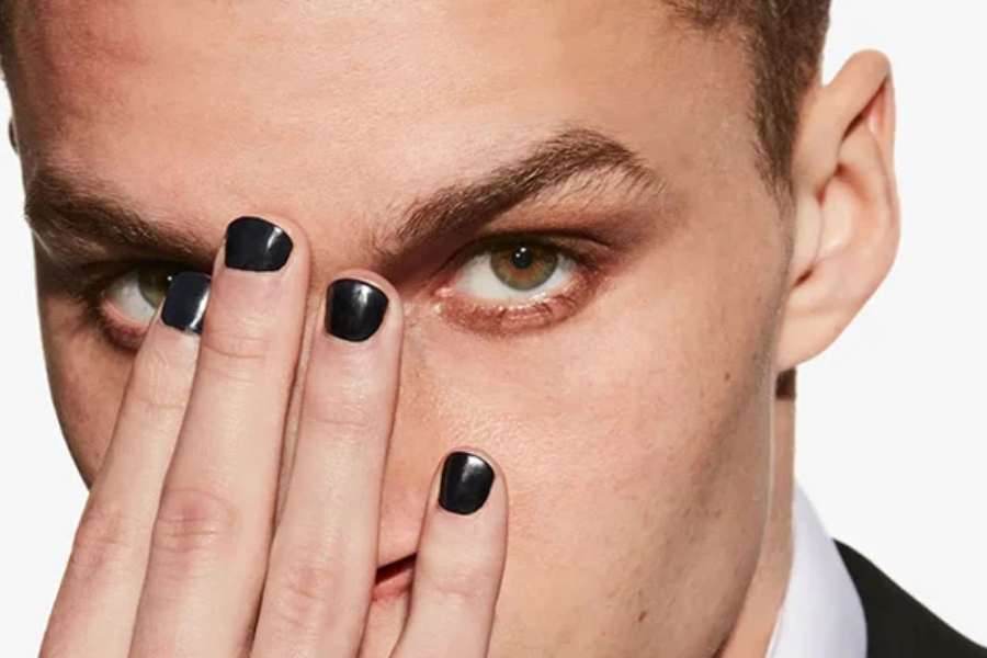 Ưu điểm khi con trai học nghề nail